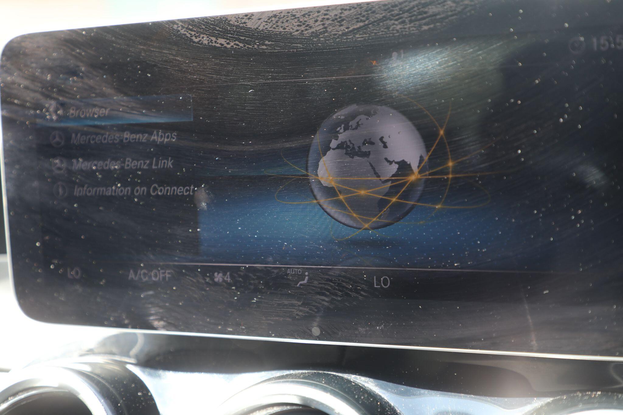 Large vehicle image